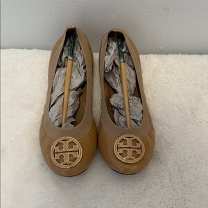 Tory Burch Ballet Flats with Tory Emblem Sz 7